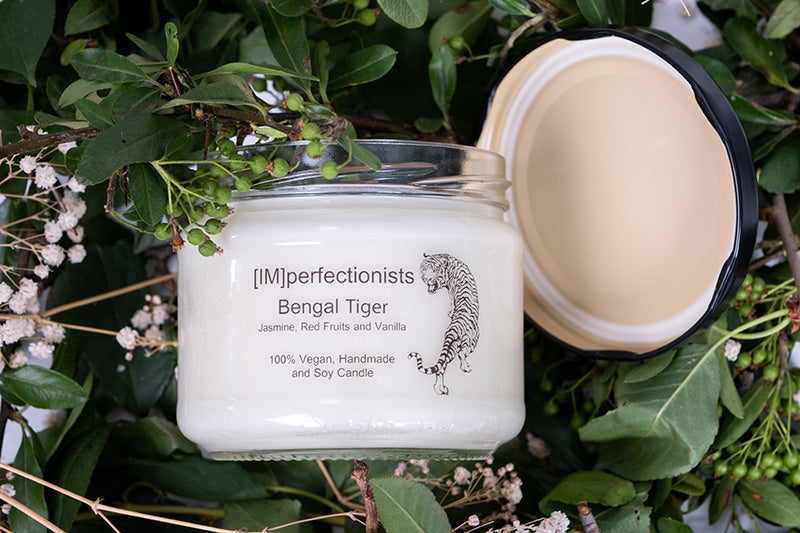 Jasmine, Red Fruits and Vanilla Scented Candle - Bengal Tiger Candle Melts into Hand Cream